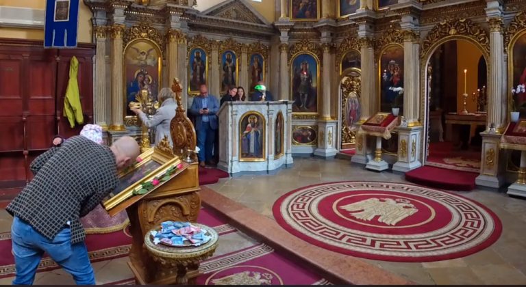 Васкрс у другачијим околностима